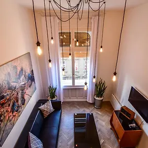 K89: Designer Appartamento Budapest